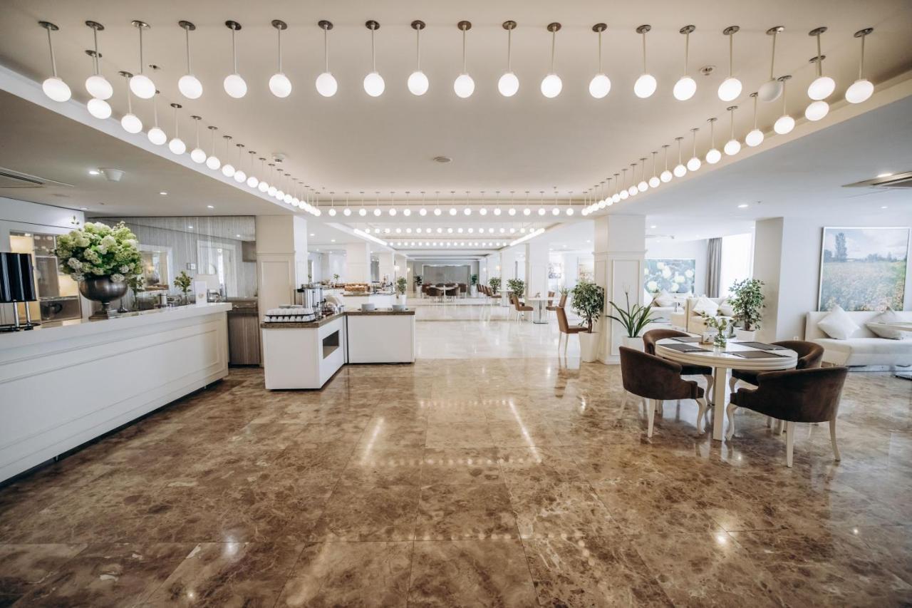Sahil Hotel 4*